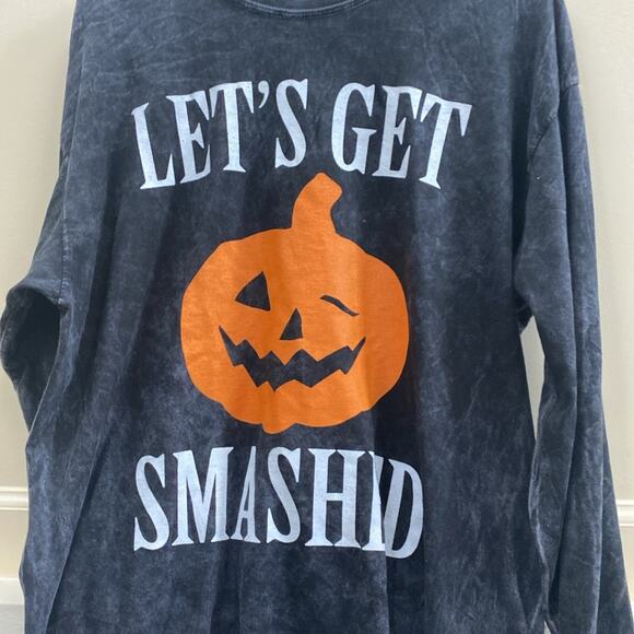 Spirit women’s size Large Let’s get Smashed graphic Halloween long sleeve Tee - Picture 4 of 4